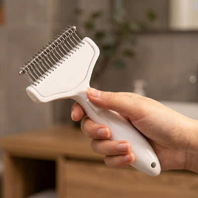 Brosse chien ThePelageNet blanc chien