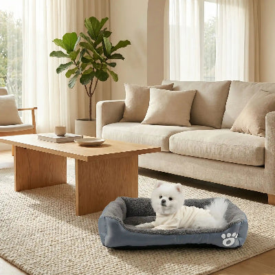 Panier pour chien ComfortWashable gris, couché blanc chien