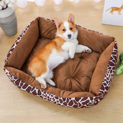 Panier pour chien CozyWashable girafe coucher brun chien